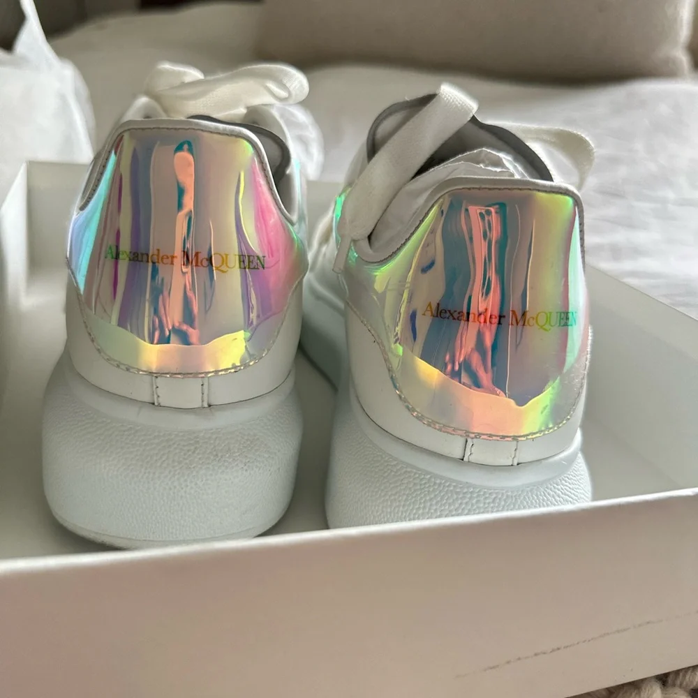 Alexander McQueen Sneakers LIKE NEW - Picture 10 of 12